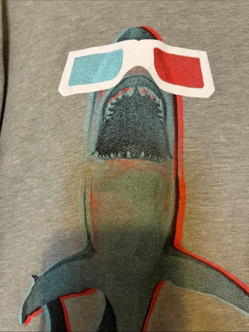 Cat & Jack Gray Long Sleeve Tee with 3D Shark and Red/Blue 3D Glasses